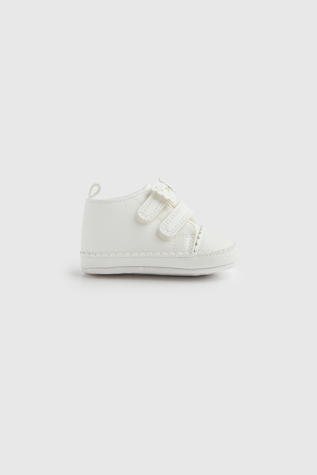 Baby name best sale brand shoes