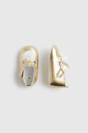 Gold store pram shoes